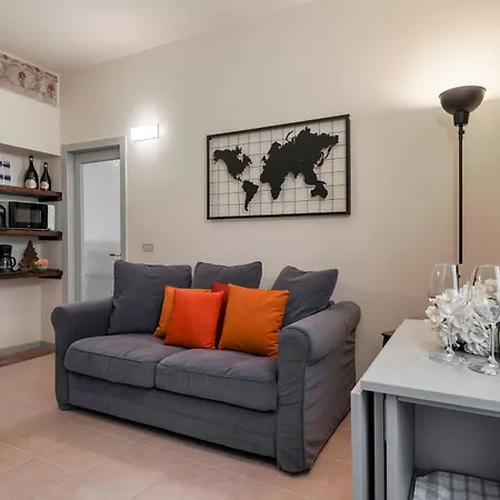 Portelle With Private Parking And Bike Storage *