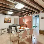 Portelle Da Barbara - Private Parking & Bike Storage 아파트