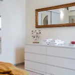 아파트 Portelle Da Barbara - Private Parking & Bike Storage *
