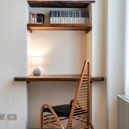 Portelle With Private Parking And Bike Storage *