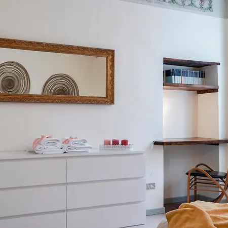Portelle With Private Parking And Bike Storage * Iseo